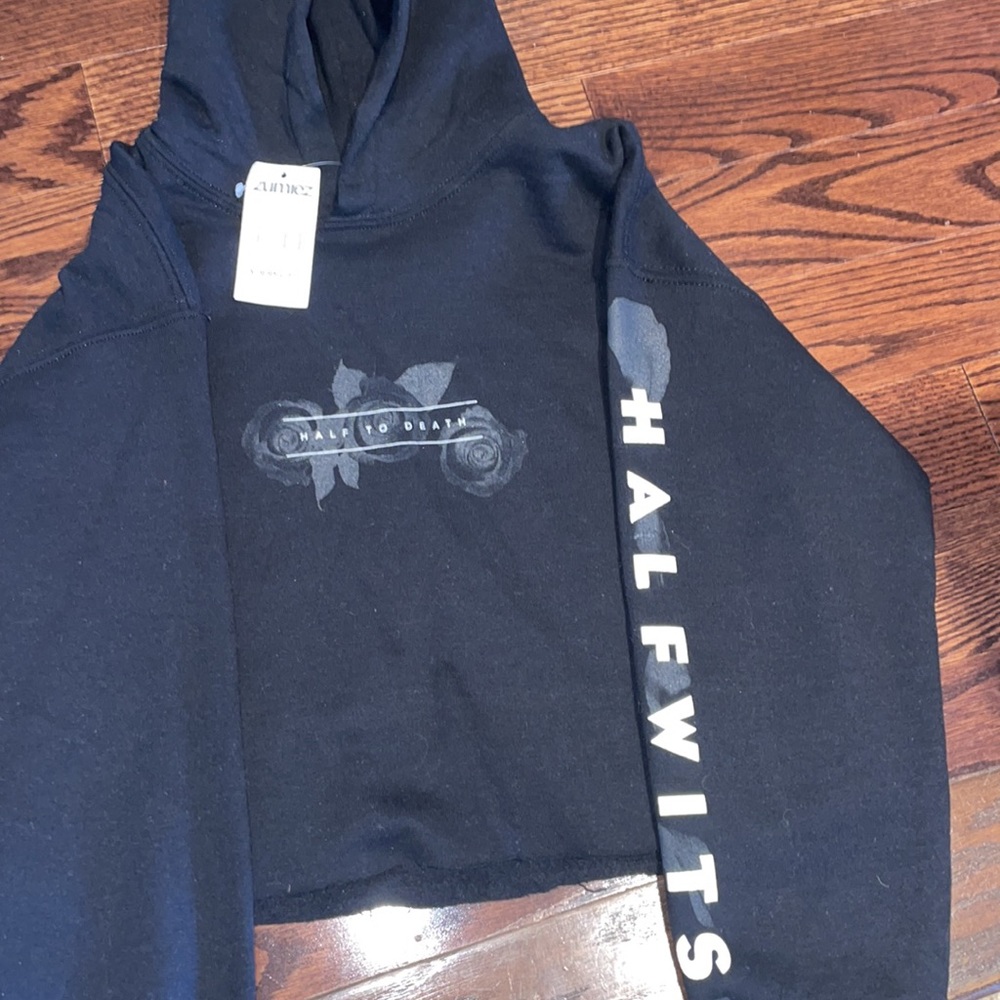 NEW WITH TAGS “HALFWITS HALF TO DEATH LOVE ME BLACK CROP HOODIE” Emo/Goth -Small
